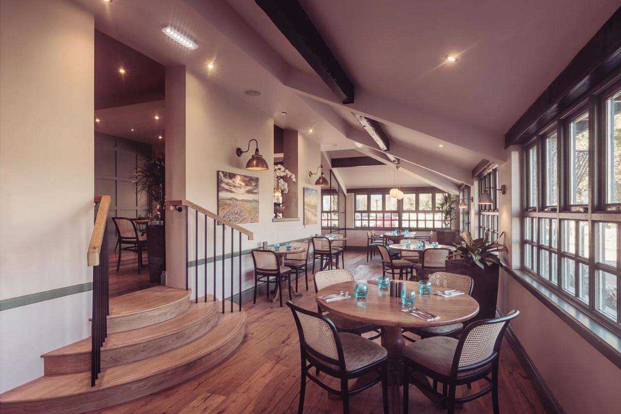 Longlands Inn & Cottages Carnforth Eksteriør bilde The restaurant at the hotel