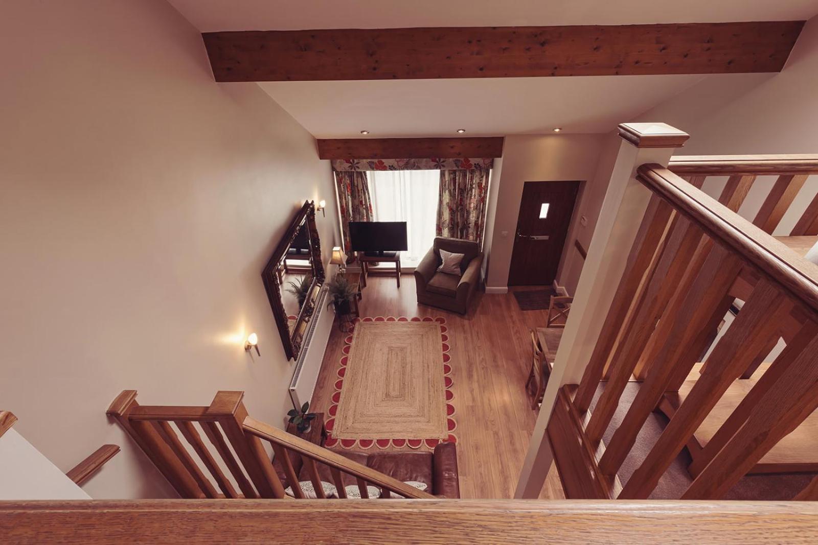Longlands Inn & Cottages Carnforth Eksteriør bilde Interior of a chalet